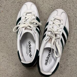 Adidas Women’s Gazelle white sneakers